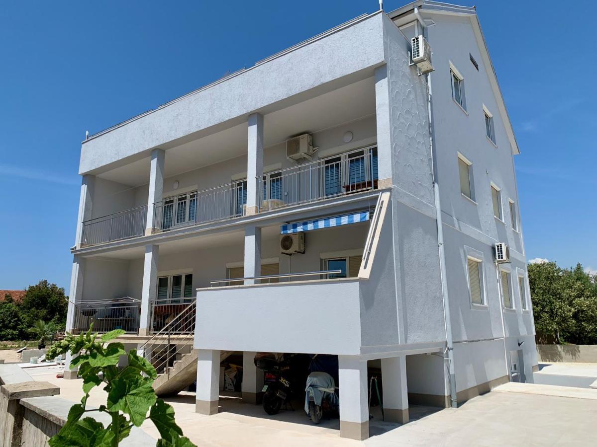 Apartments Janko Pakoštane Extérieur photo